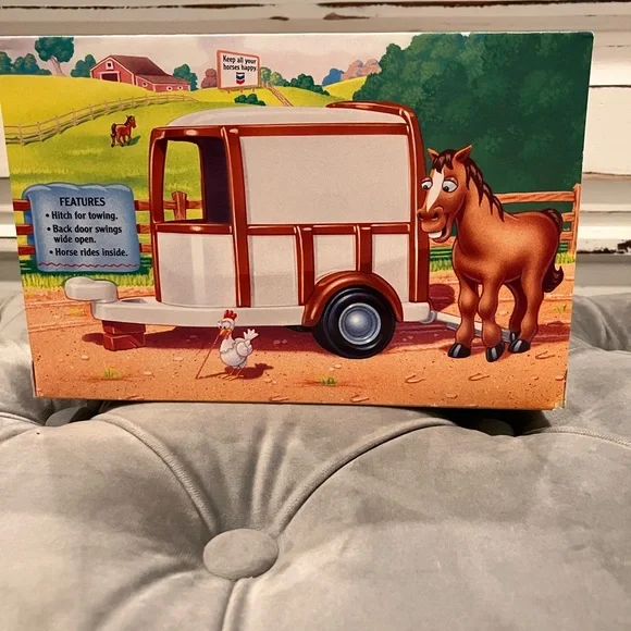 90’s Collectible Chevron Cars Horace 'N Trailer toy set - Picture 4 of 5